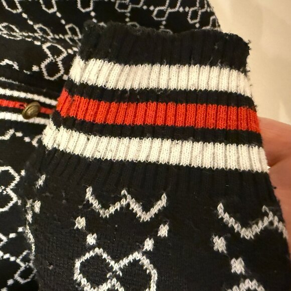 Vintage Varsity V-Neck Patterned Knit Cardigan - Picture 5 of 10